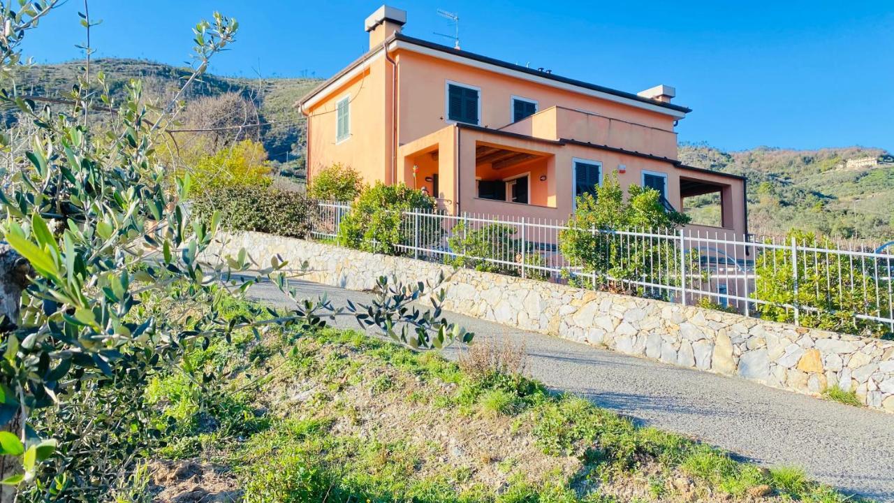 Villa Arancia Quiet, Central, Parking And Air Conditioning Леванто Екстериор снимка